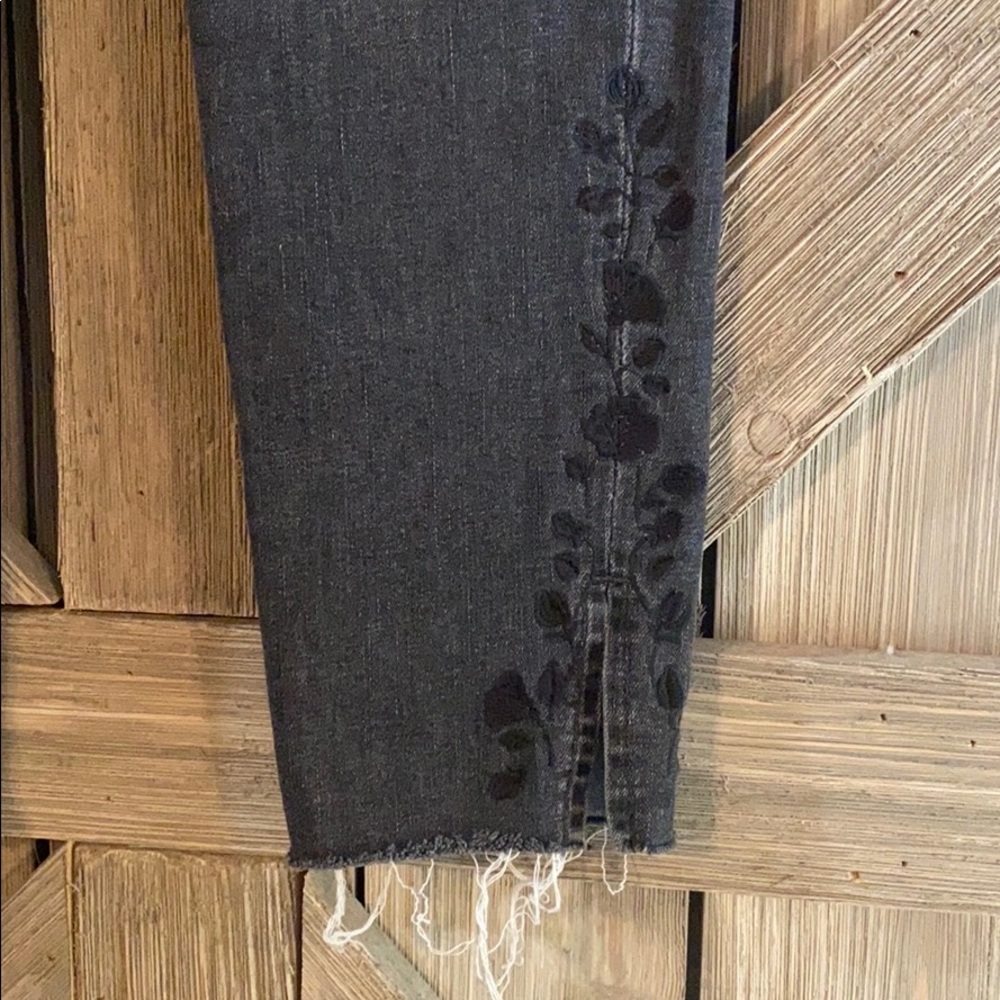 Levi’s 711 Skinny Jeans